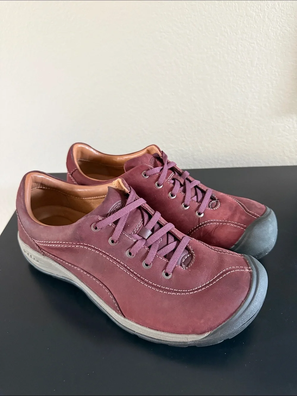 KEEN Women's Burgundy Leather Lace-Up Sneakers
